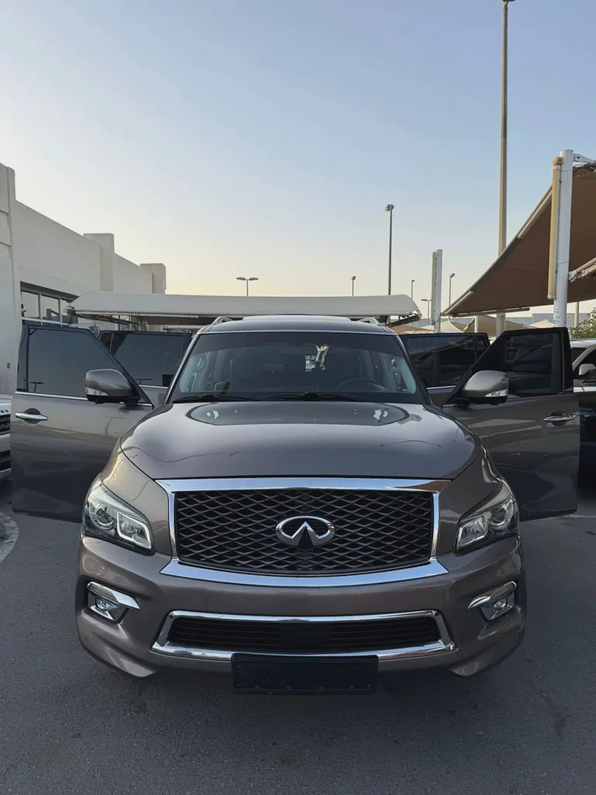 Infiniti QX80 Standard 2016 - GCC Specs - Well Maintained-13-13