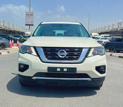 2019 Nissan Pathfinder LE - GCC Specs - Excellent Condition-1