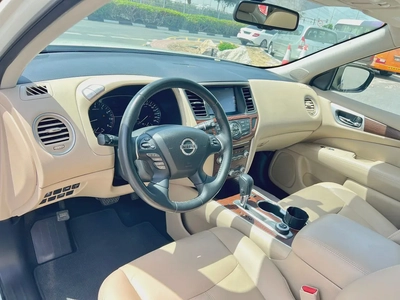 2019 Nissan Pathfinder LE - GCC Specs - Excellent Condition-12