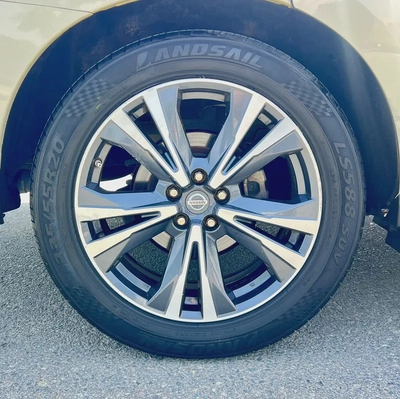 2019 Nissan Pathfinder LE - GCC Specs - Excellent Condition-14