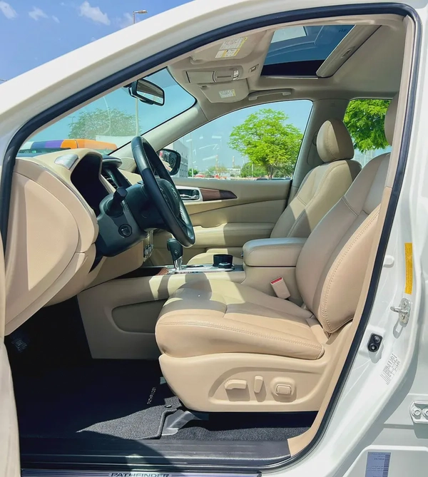 2019 Nissan Pathfinder LE - GCC Specs - Excellent Condition