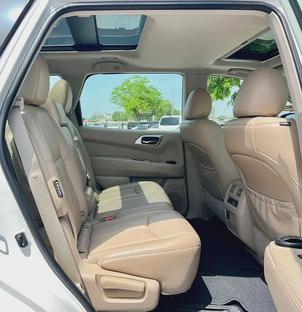 2019 Nissan Pathfinder LE - GCC Specs - Excellent Condition