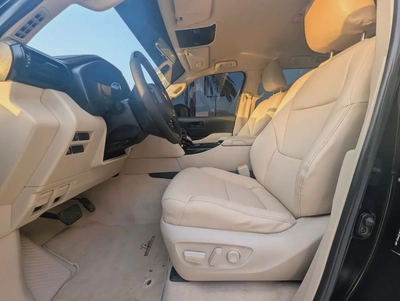 Toyota Land Cruiser Diesel GXR 2022 | GCC Specs | Twin Turbo V6 | Only  | Excellent Condition-12