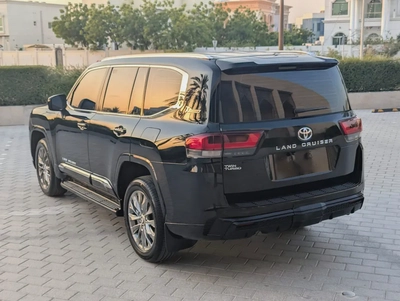 Toyota Land Cruiser Diesel GXR 2022 | GCC Specs | Twin Turbo V6 | Only  | Excellent Condition-5