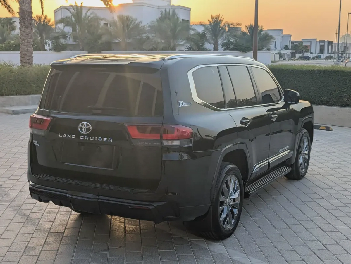 Toyota Land Cruiser Diesel GXR 2022 | GCC Specs | Twin Turbo V6 | Only | Excellent Condition
