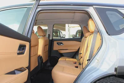 Nissan X-Trail GCC 2023 full option orginal paint-8