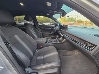 2025 Honda Civic Sport - American Specs - Low Mileage-12