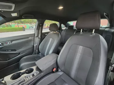 2025 Honda Civic Sport - American Specs - Low Mileage-13