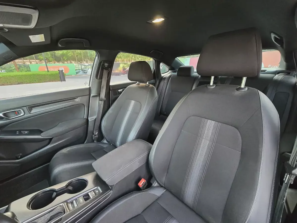 2025 Honda Civic Sport - American Specs - Low Mileage-13-13