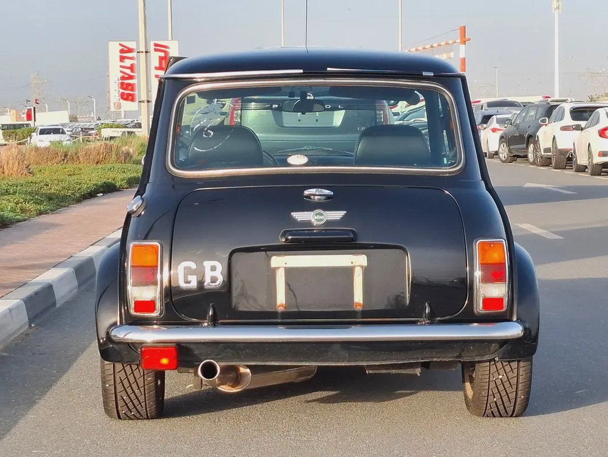 Classic 1974 MINI Cooper - Japanese Specs - A True Collectors Item!-5-5