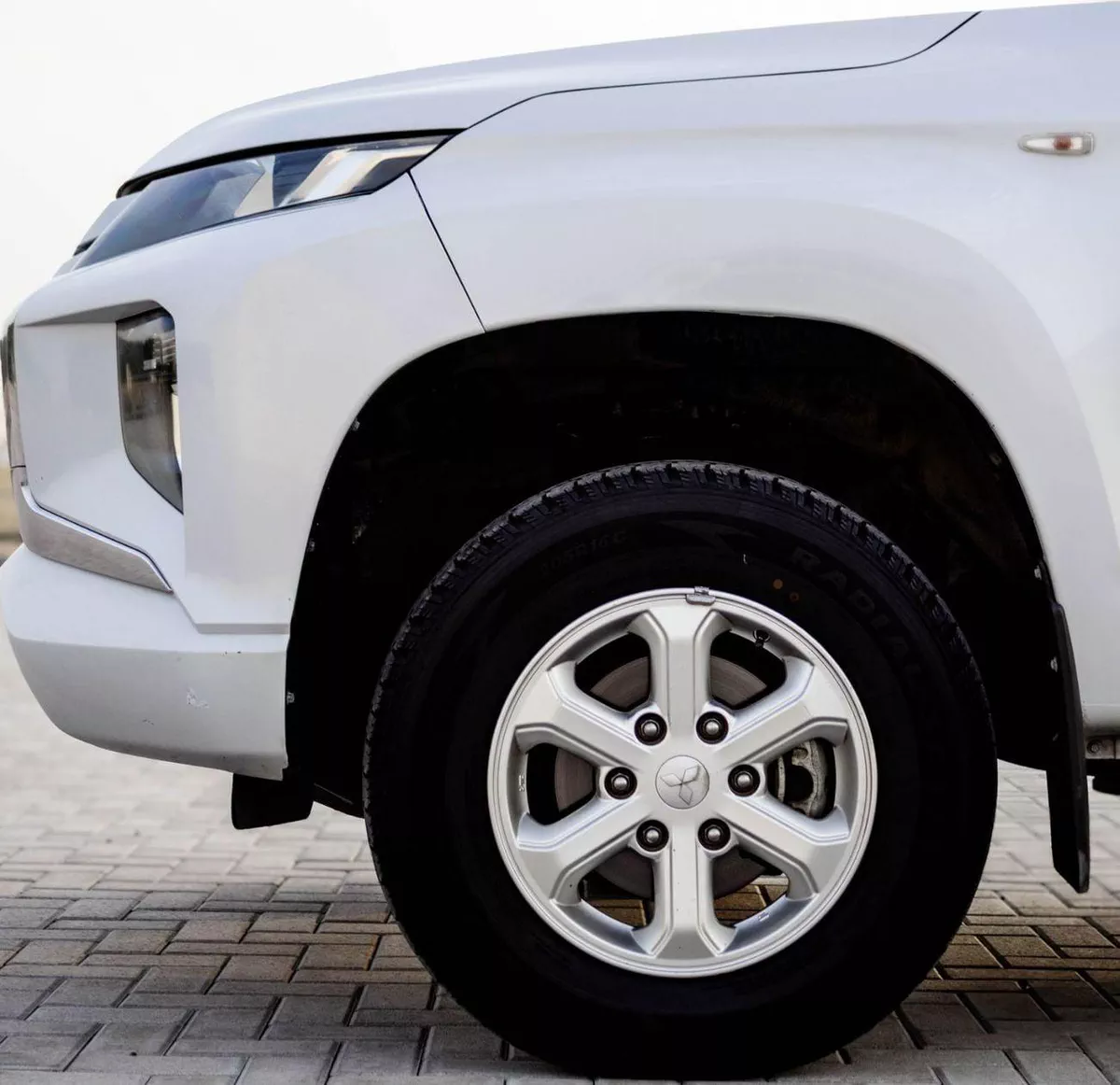 Mitsubishi L200 GLX TOP Mitsubishi L200 4WD | 2.5 L | 2020 | GCC | Accident-Free | In Excellent Condition | 756 P.M-15-0
