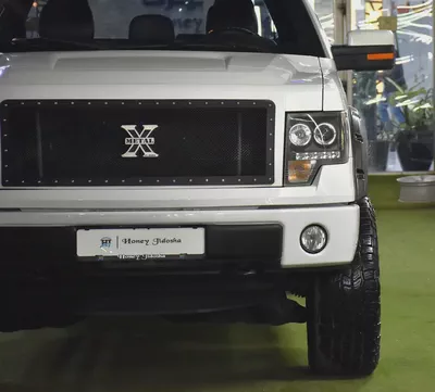 EXCELLENT DEAL for our Ford F150 FX4 ( 2012 Model ) in White Color GCC Specs-3