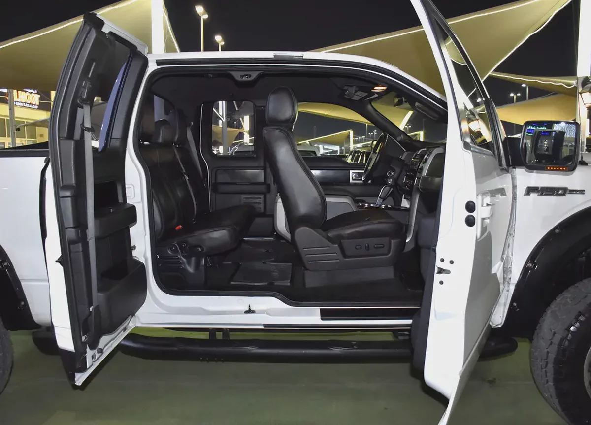 EXCELLENT DEAL for our Ford F150 FX4 ( 2012 Model ) in White Color GCC Specs-15-15