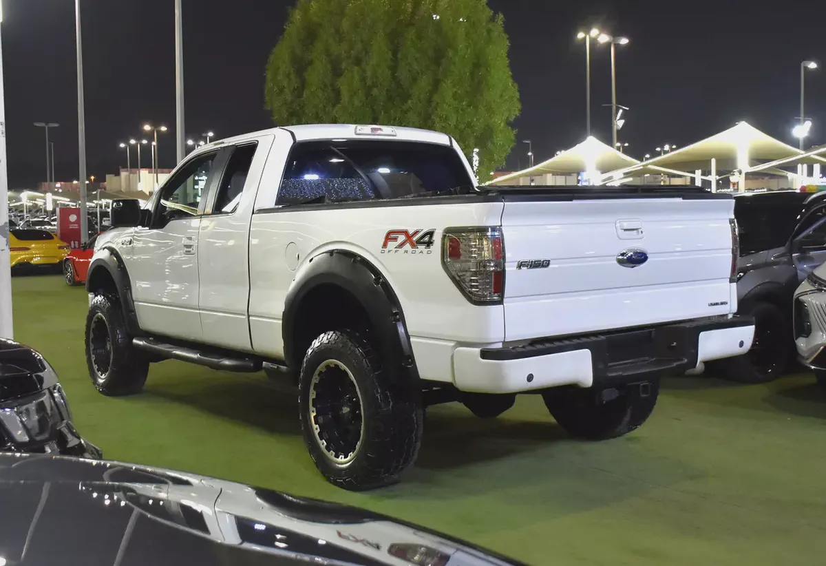 EXCELLENT DEAL for our Ford F150 FX4 ( 2012 Model ) in White Color GCC Specs-6-6