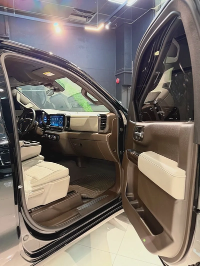 2024 Chevrolet Silverado LT - GCC Specs-14