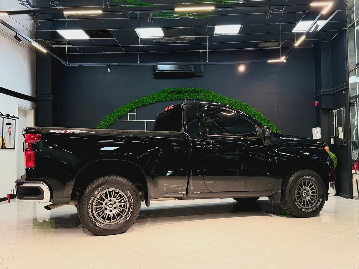 2024 Chevrolet Silverado LT - GCC Specs-10-10