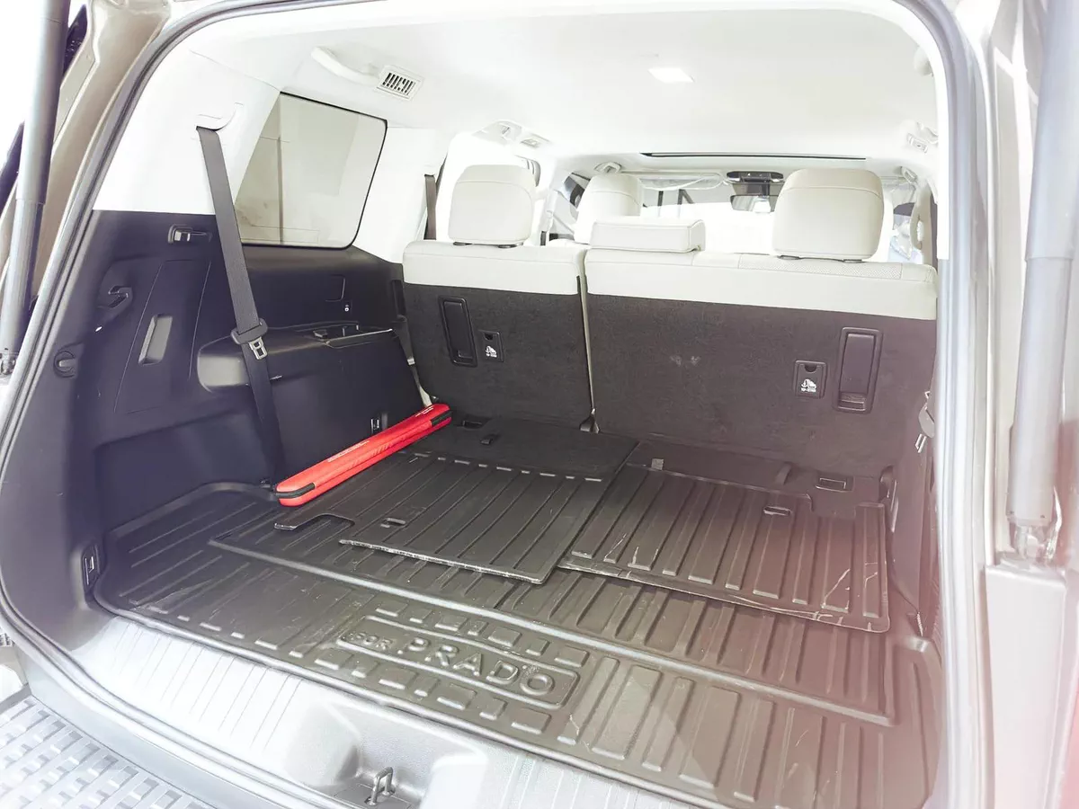 2025 Toyota Prado GXR 2.4L V4 4WD // EMI Starts from 3,700 AED-3-3