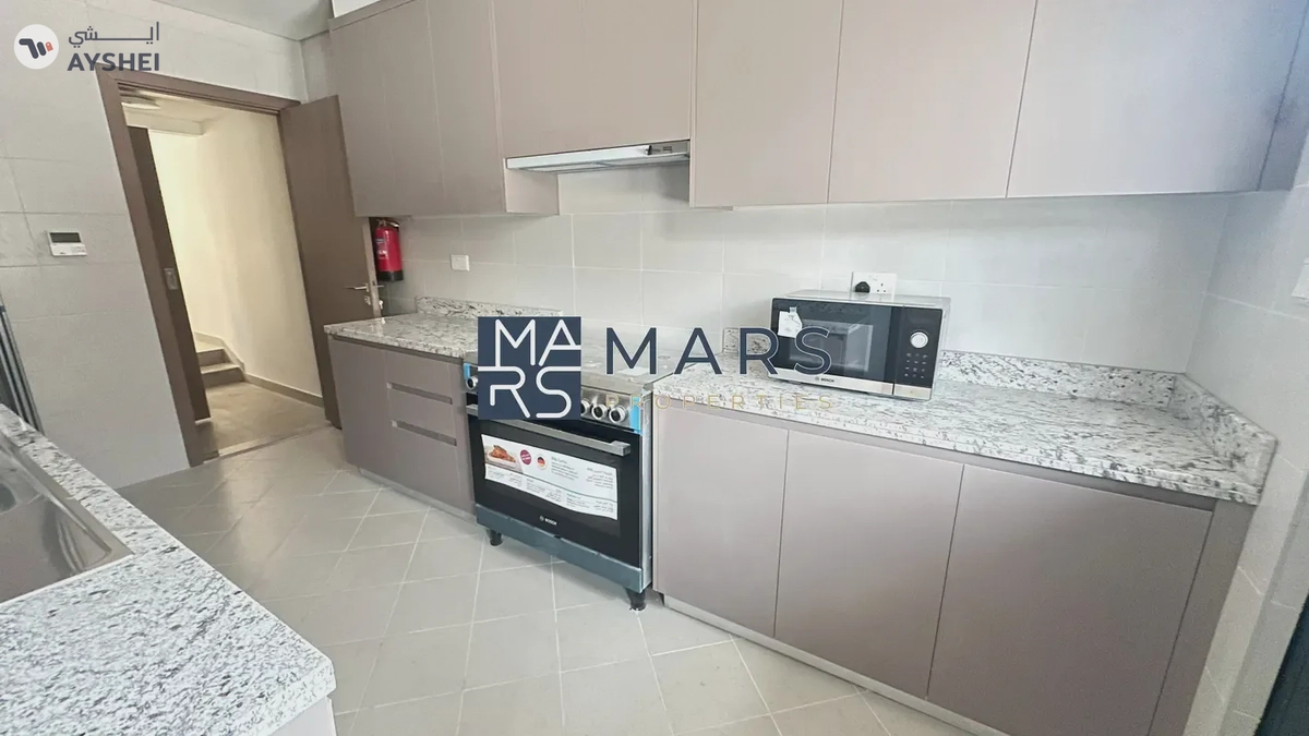 🏡 Eco-Friendly Living Awaits You! Stunning 4-Bedroom Townhouse in Sharjah Sustainable City 🌿-16-16