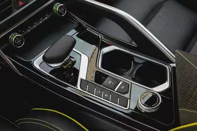 1,802 P.M |  Tugella GF PLUS | 0% Downpayment | GEELY WARRANTY + SERVICE!-9