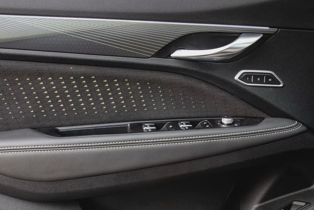 1,802 P.M |  Tugella GF PLUS | 0% Downpayment | GEELY WARRANTY + SERVICE!-12-12