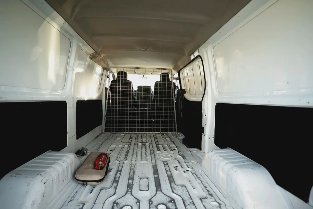 Urvan | Manual | Standard Roof Delivery Van | GCC Specs | Ref#N34511-6-6