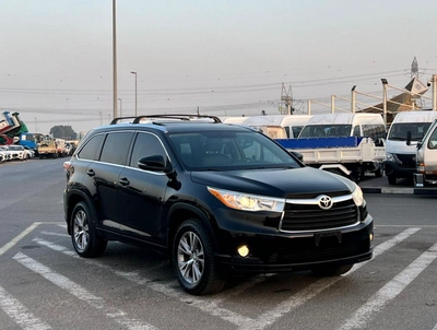 Toyota Highlander 2014 Toyota Highlander XLE Full Option 3.5L V6 - Rear Camera - Push Start - Auto Trunk - AWD 4x4 - S-0
