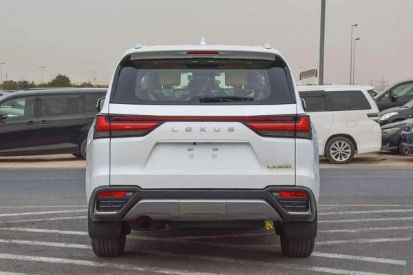 Lexus LX600 LX 600 Signature 3.5L