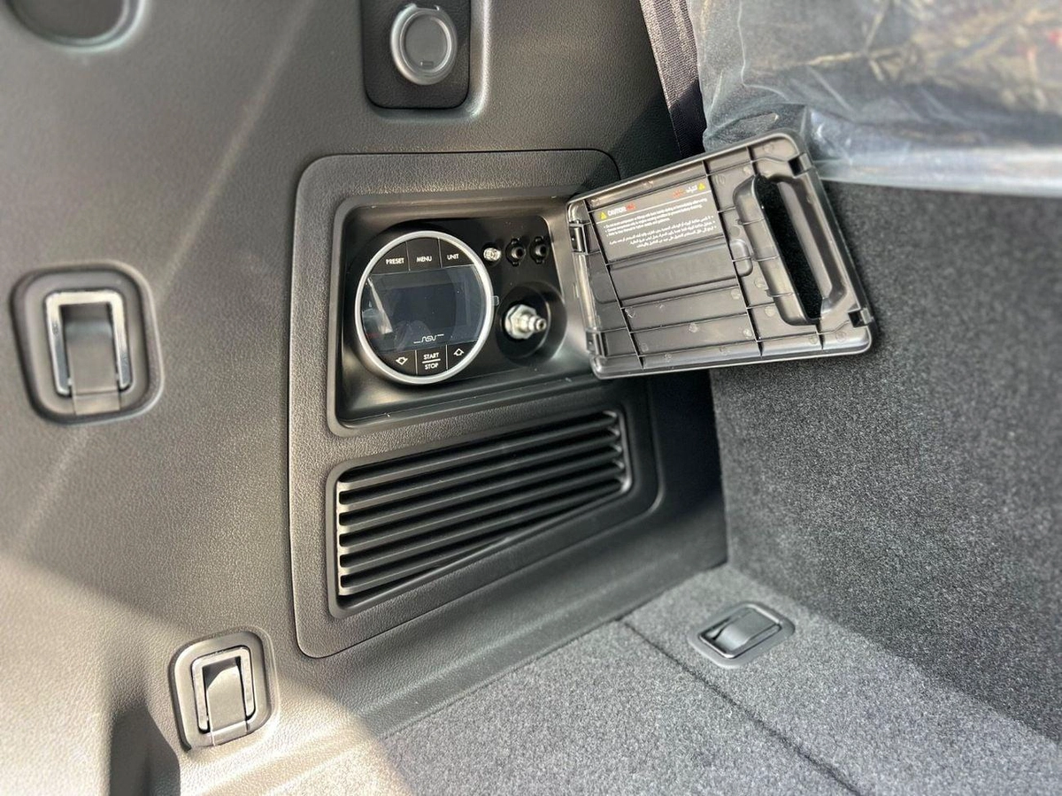 Nissan Patrol SE PLATINUM 3.8L 2026-10-10