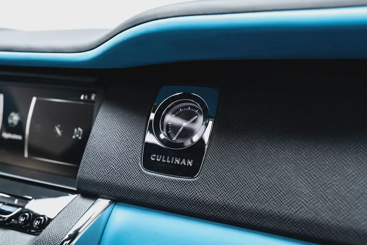 2024 Rolls-Royce Cullinan Silver Badge VIP Edition -MANSORY-15-15