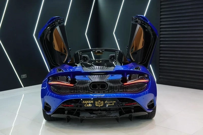 McLaren 750S Spider-4
