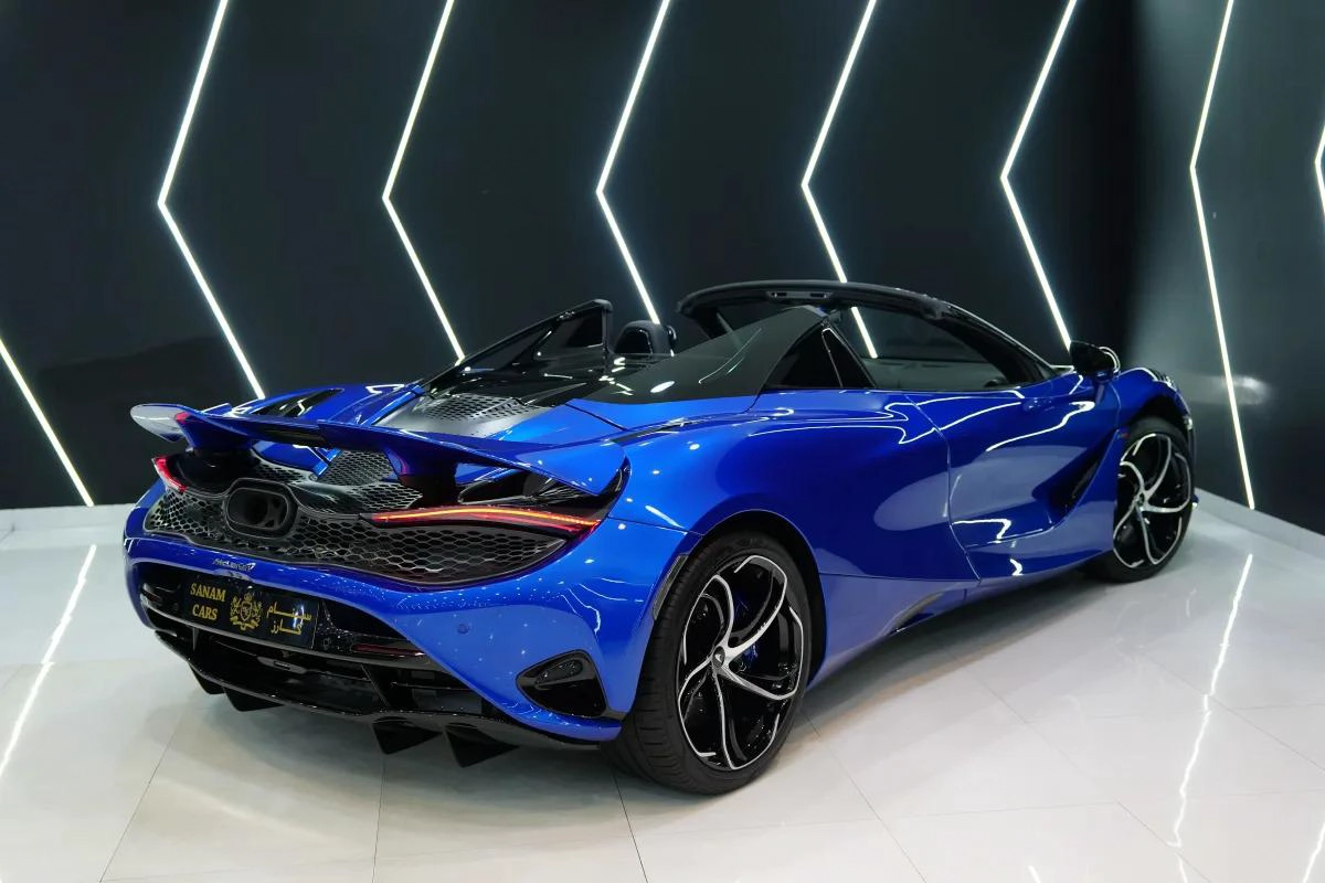 McLaren 750S Spider-3-3