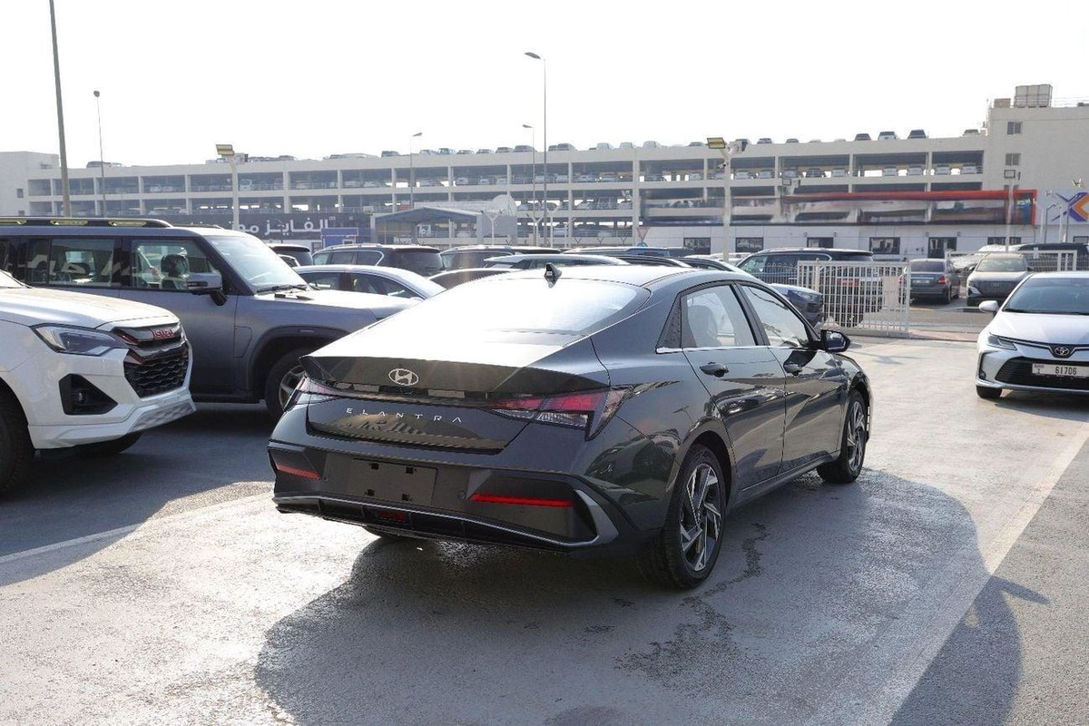 Hyundai Elantra SMART-14-14