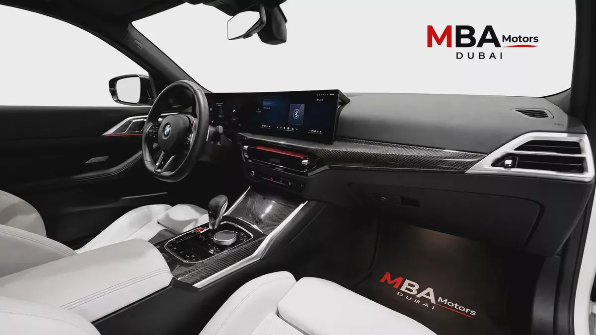BMW M4 Competition Convertible xDrive 2025 - 10,000 kms-10-10