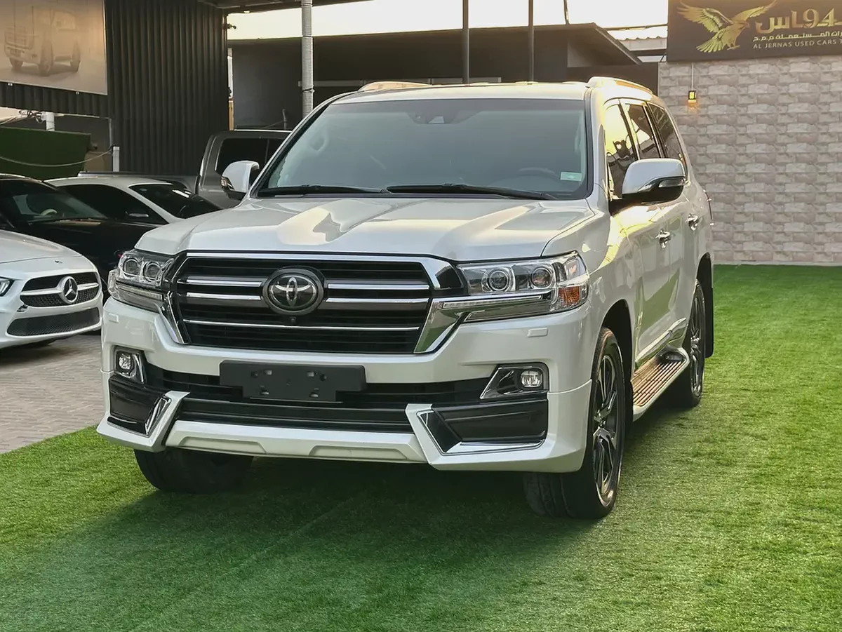 **تويوتا لاند كروزر VXR موديل 2021 خليجي فل أوبشن محرك 5.7 V8 هيدروليك-2-2