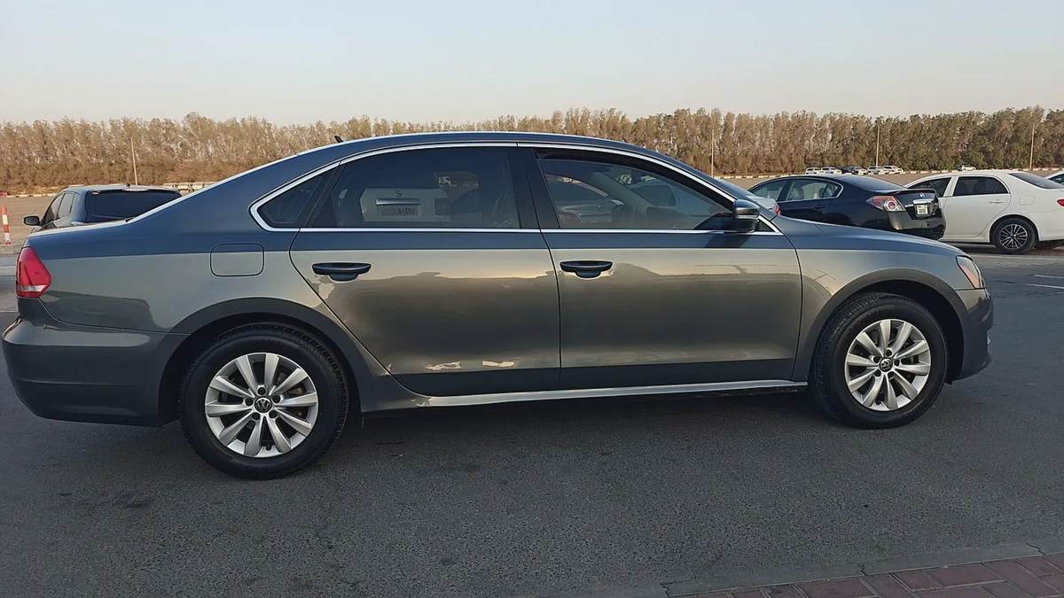 Volkswagen Passat TSI GCC | Model 2014 | Low Mileage | Excellent Condition Looking for a premium sed-4-4