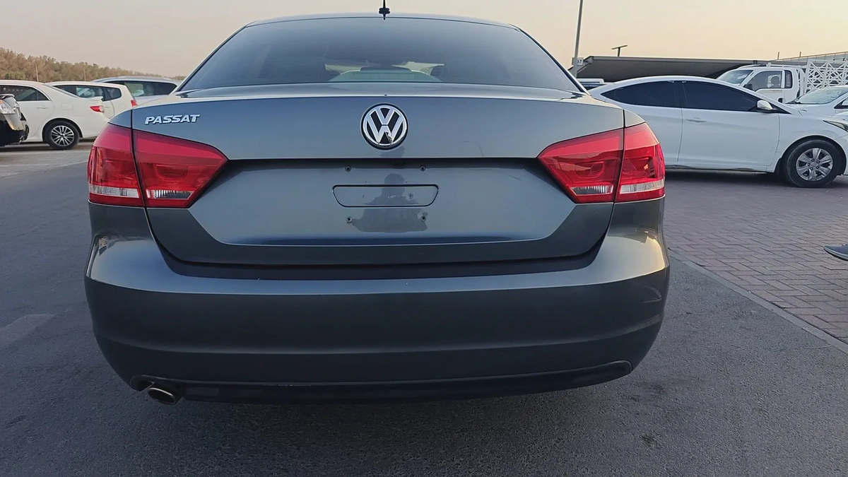 Volkswagen Passat TSI GCC | Model 2014 | Low Mileage | Excellent Condition Looking for a premium sed-8-8