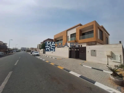 🌟 Luxurious 5-Bedroom Villa with Elevator for Rent in Hoshi, Sharjah | AED 260,000 Yearly 🌟-28