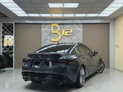 Lexus IS 300 2025-3