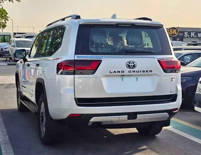 Toyota Land Cruiser GR SPORT || 3.5L PETROL V6 | RADAR | REAR ENTERTAINMENT SCREEN | SUNROOF | COOL BOX (CODE#LC3HGR)-5
