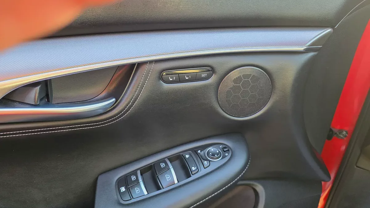 QX55 Essential 2023 GCC Specs - Zero km-9-9