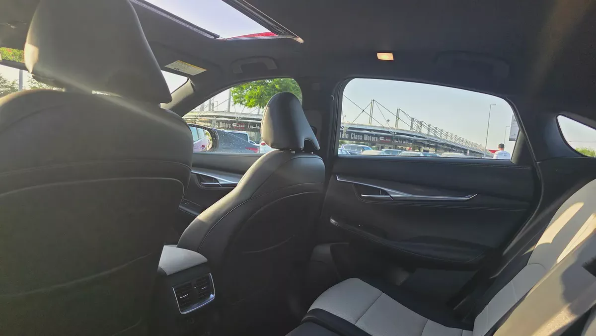 QX55 Essential 2023 GCC Specs - Zero km-7-7
