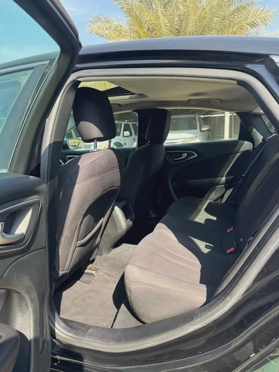 Chrysler 200 200C 2015 - American Specs - GCC Resale-7