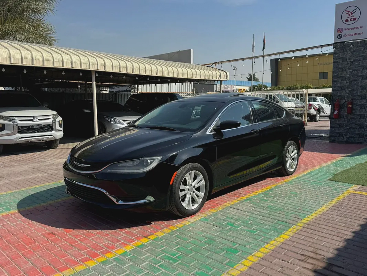 Chrysler 200 200C 2015 - American Specs - GCC Resale-1-1
