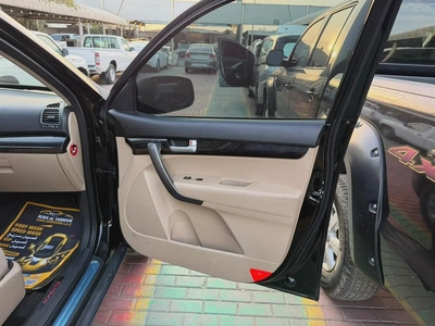 Kia Sorento 2014 GCC Specs - Reliable and Spacious SUV-7