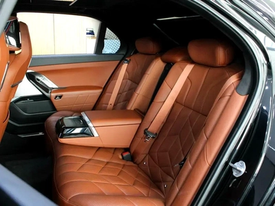 BMW 7 Series 735 2023 for 299,000.00 AED-7