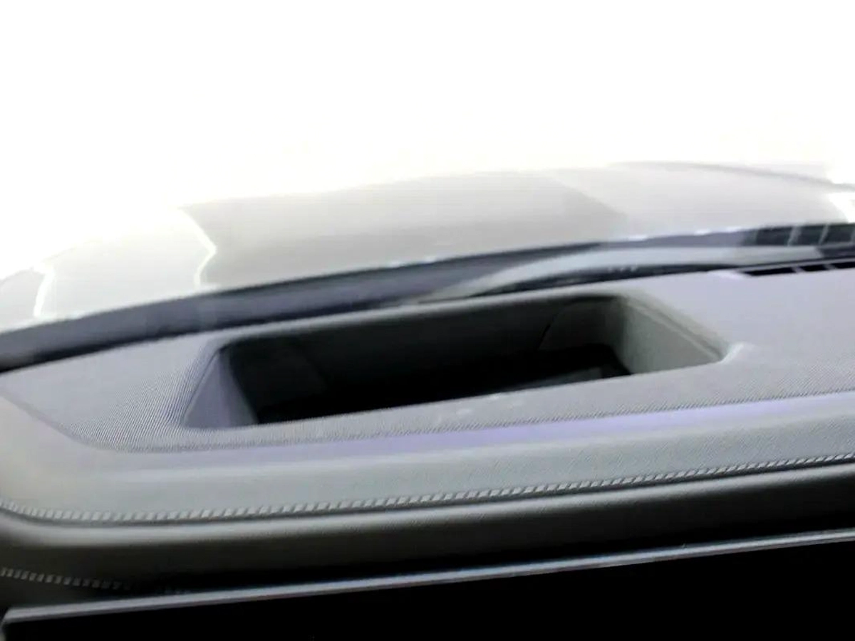 BMW 7 Series 735 2023 for 299,000.00 AED-9-9