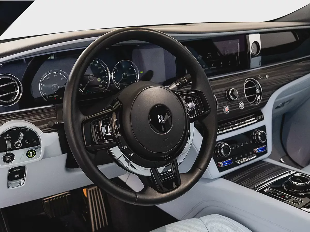 17,344 AED / 60 month’s | 0% DP | 2021 Rolls Royce Ghost / Full-Service History-6-6