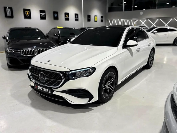 Mercedes-Benz E200 AMG | 2026 | HEAD UP DISPLAY l Fully Loaded | Zero Mileage | Under Warranty.