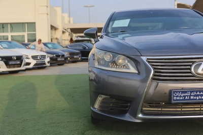 Used Lexus LS 460 4 door 4.6L SWB 2014-7