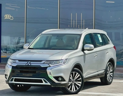 925-Monthly l GCC l 4wd, Cruise, Camera l Accident Free-0